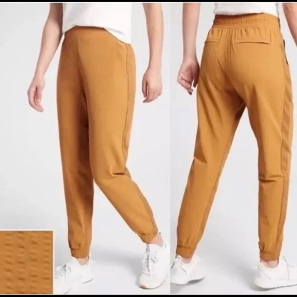 Athleta Textured Brooklyn Jogger Size 4P Mustard Yellow Women's